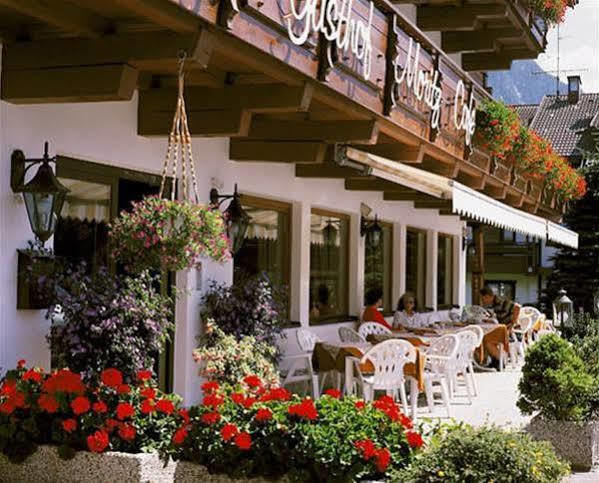 Hotel Moritz Dobbiaco Exterior photo